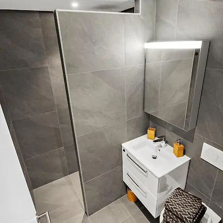 Apartman Renove Et Chaleureux En Plein Centre Crans-Montana