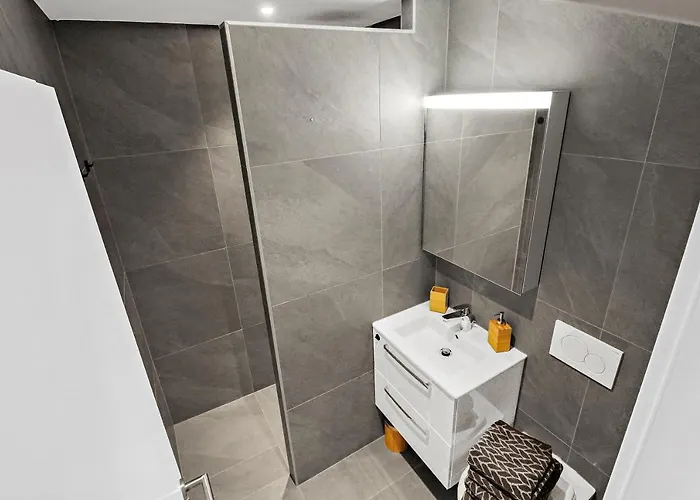 Appartement Rénové Et Chaleureux En Plein Centre Crans-Montana