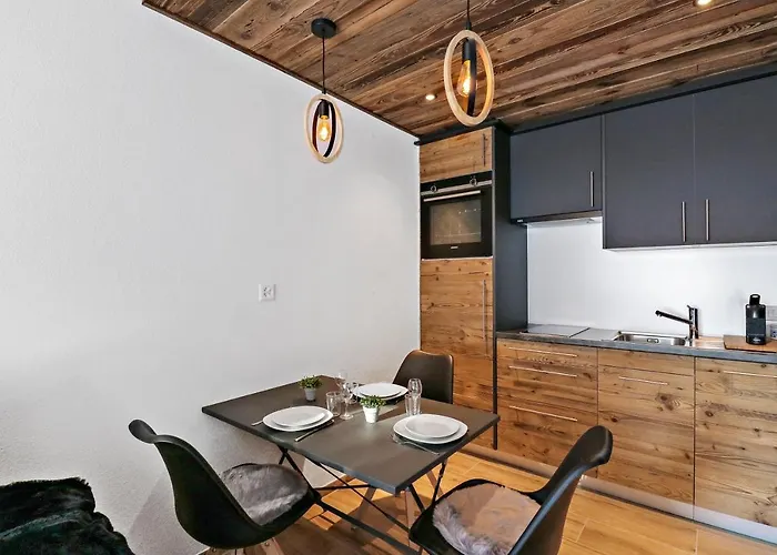 Rénové Et Chaleureux En Plein Centre