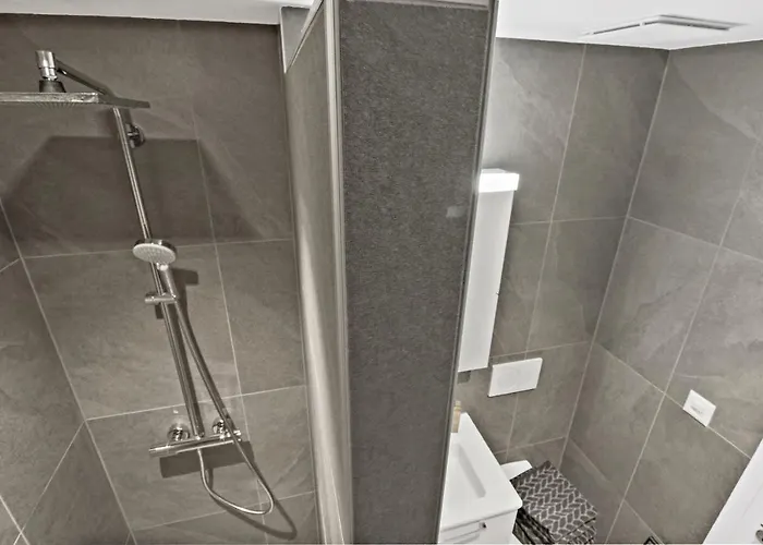 Appartamento Rénové Et Chaleureux En Plein Centre *